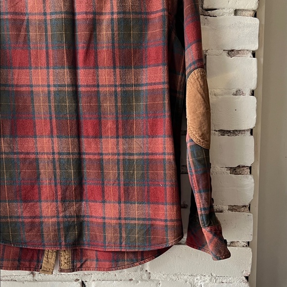 ROOTS structured Red Plaid Button-Up Flannel Shirt - Picture 8 of 12